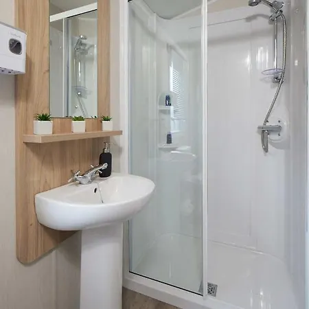 Nirvana Coastal Retreat Holiday home Cayton