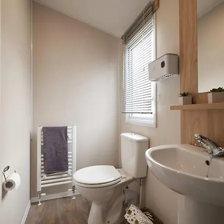 Nirvana Coastal Retreat *